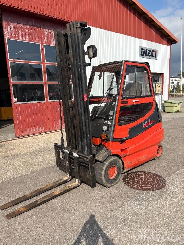 Linde E 25 Електрически вилични кари-повдигачи
