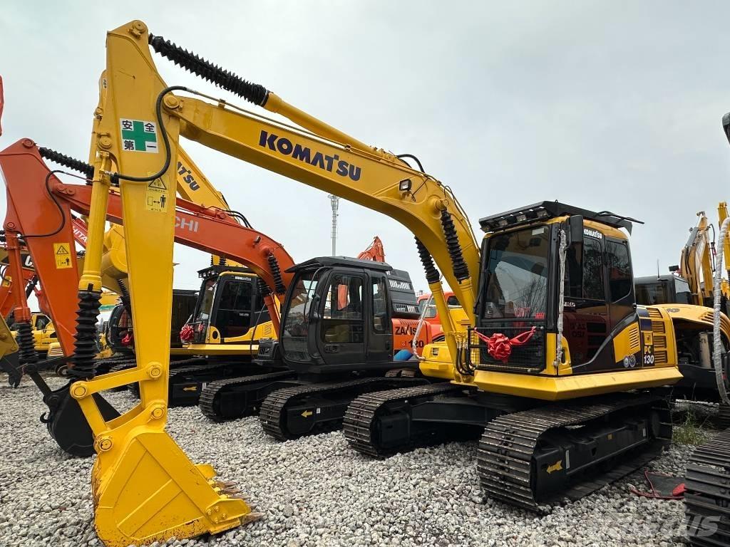 Komatsu PC 130 Средни екскаватори 7т - 12т