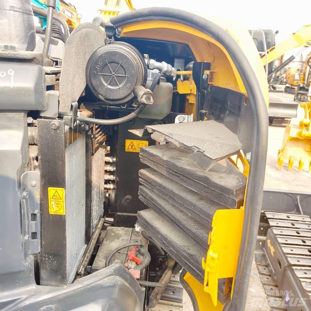 Komatsu PC30MR-3 Мини екскаватори < 7 т