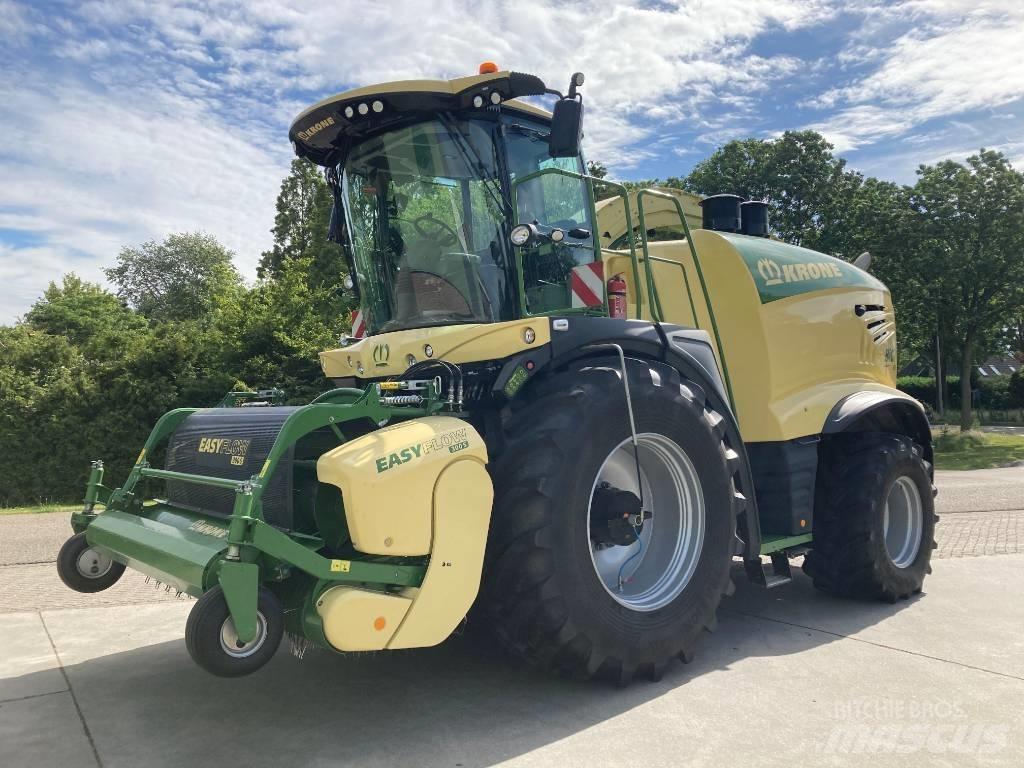 Krone BiG X 680 Самоходни фуражири