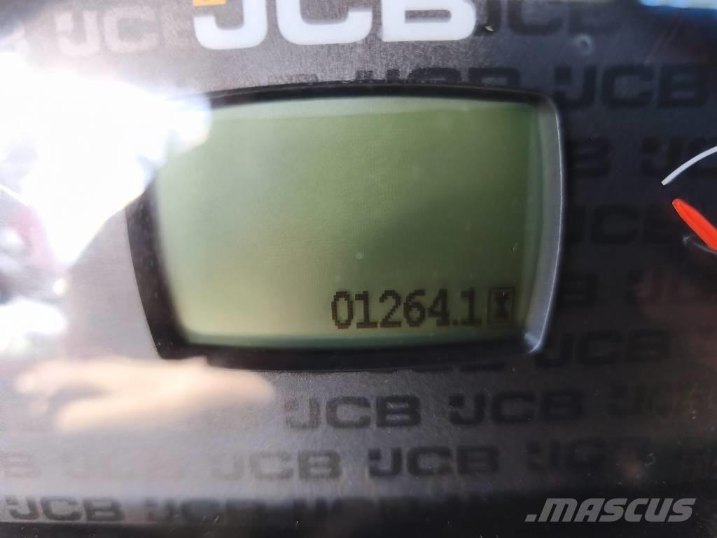 JCB 3 CX Compact Товарач със заден ексватор