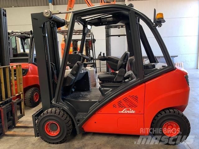 Linde H20D Дизелови камиони