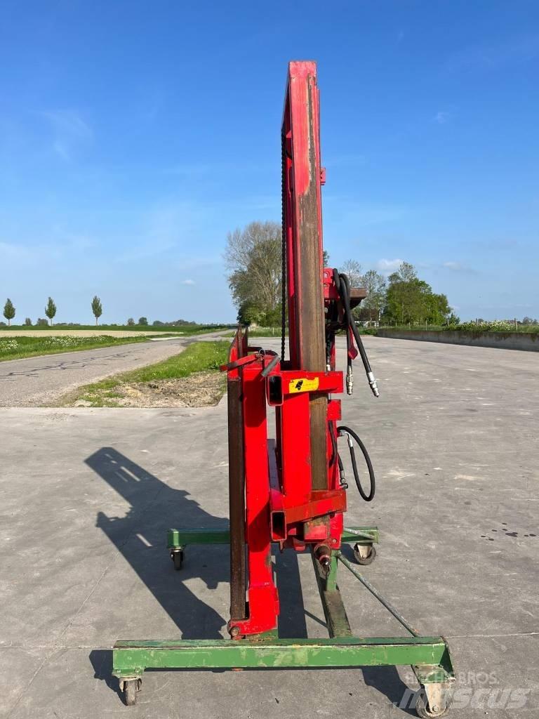 Wifo H1600/240 Челни товарачи и багери