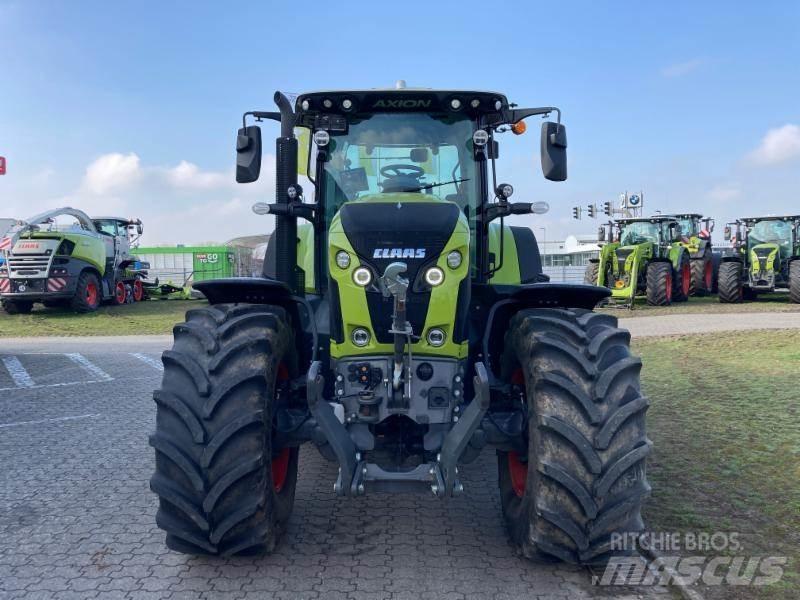CLAAS AXION 830 Трактори