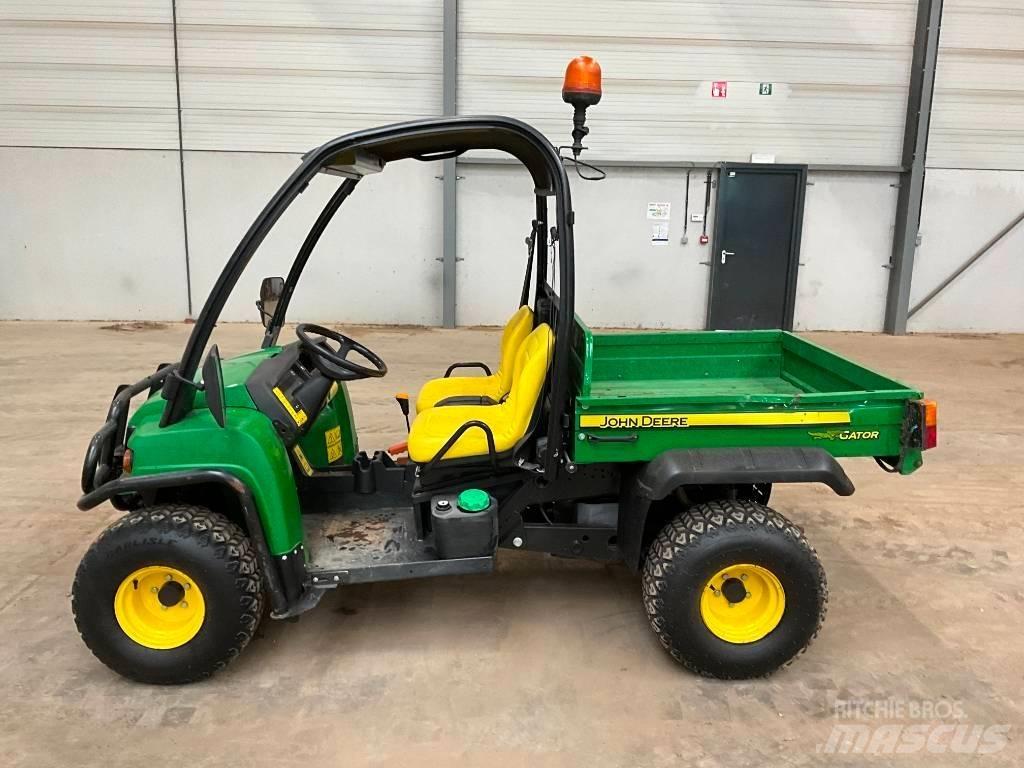 John Deere Gator Комунални съоражения