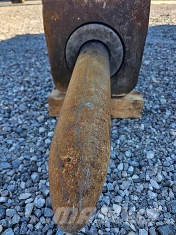 Furukawa F12 Чукове/Раздробители
