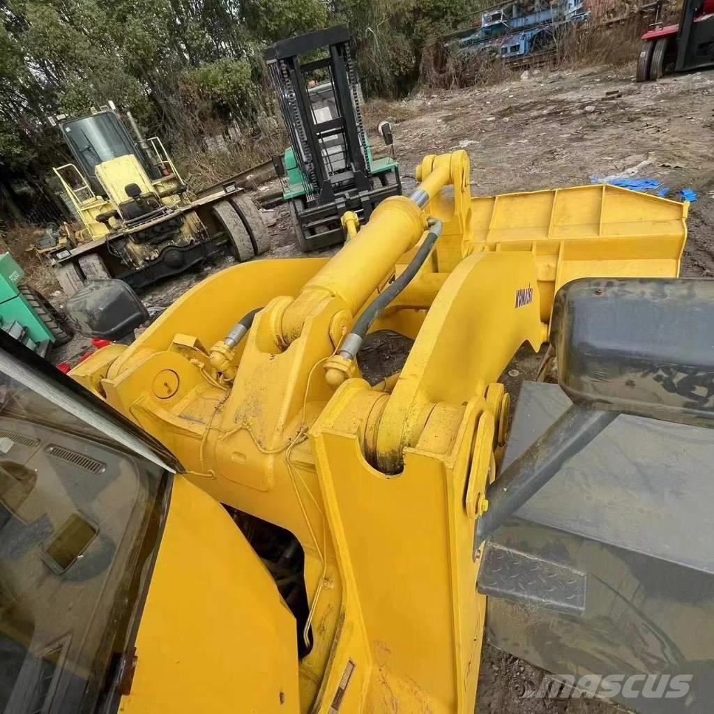 Komatsu WA 500-3 Колесни товарачи