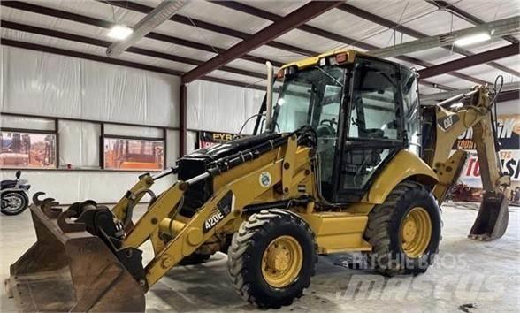 CAT 420E IT Товарач със заден ексватор