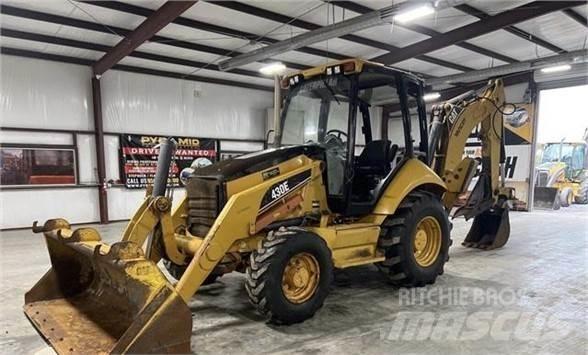 CAT 430E Товарач със заден ексватор
