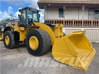 CAT 980M Колесни товарачи