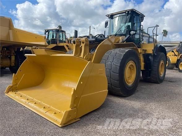 CAT 980M Колесни товарачи