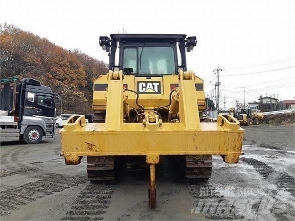 CAT D8T Верижни булдозери

