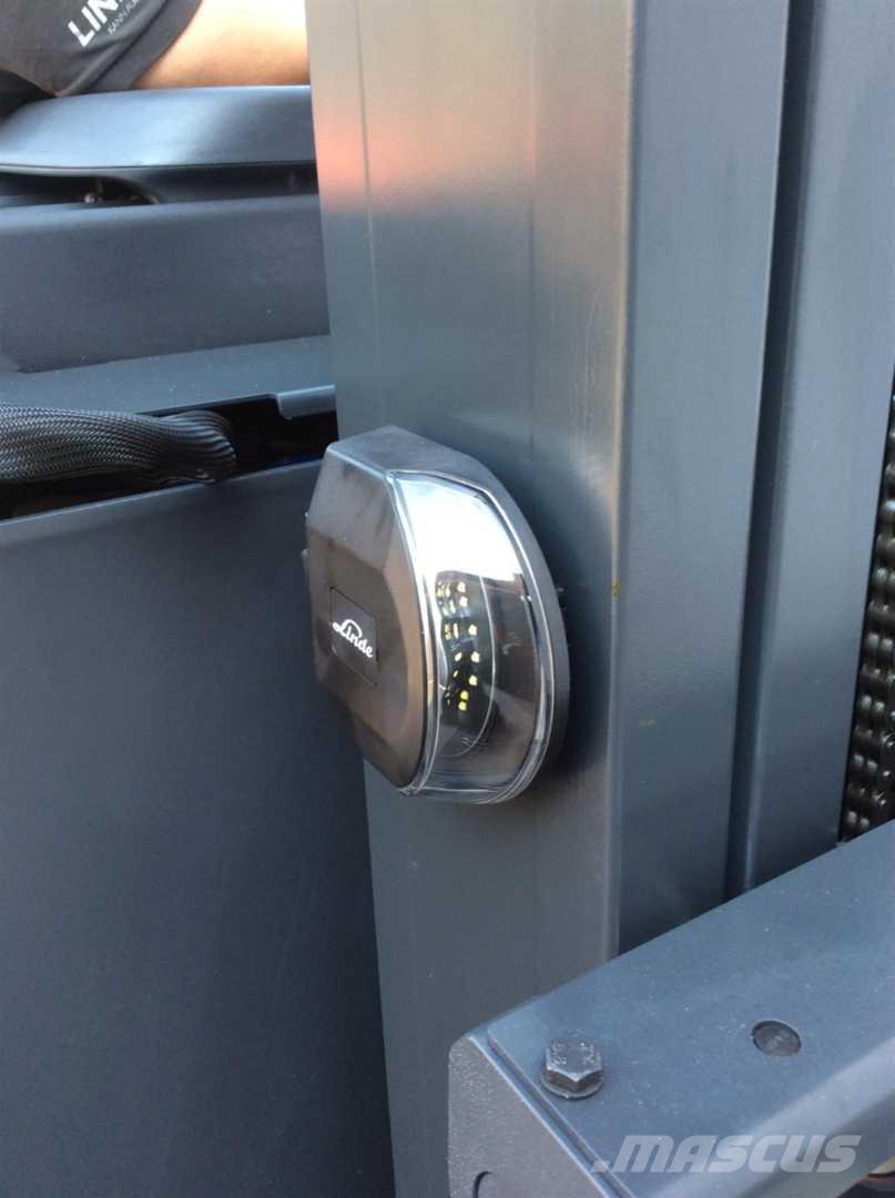 Linde R14 Ретрак/ Високоповдигач с изместване на вилката напред