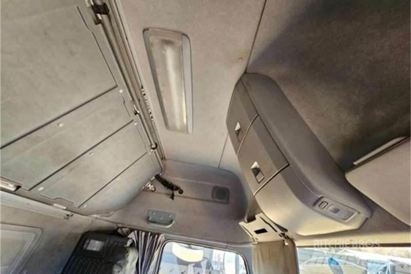 UD TRUCKS QUON Други