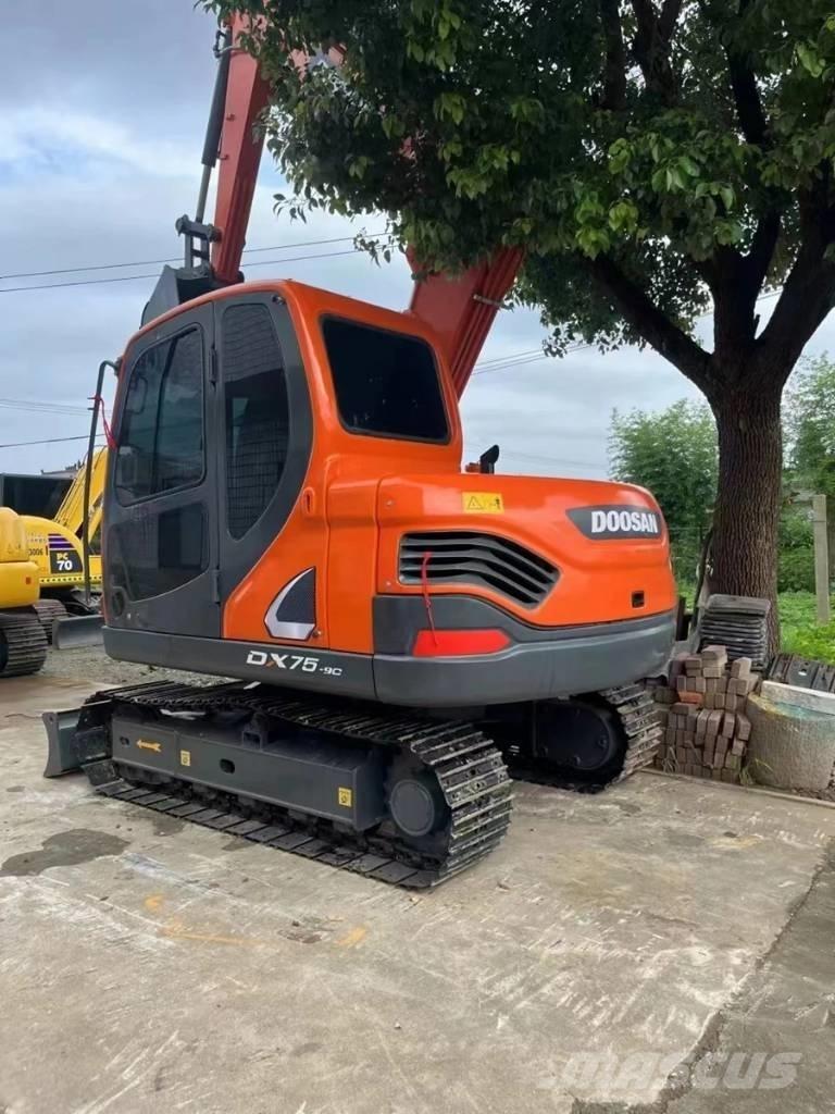 Doosan DX75-9C Верижен екскаватор