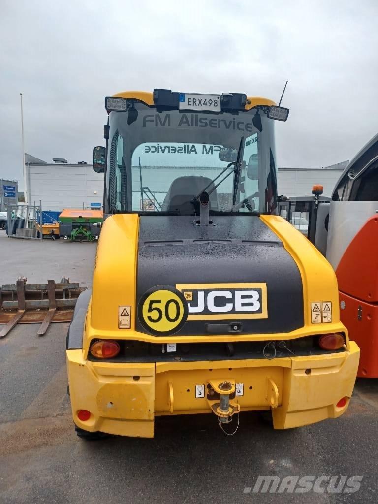 JCB 409 Телескопични товарачи за селското стопанство