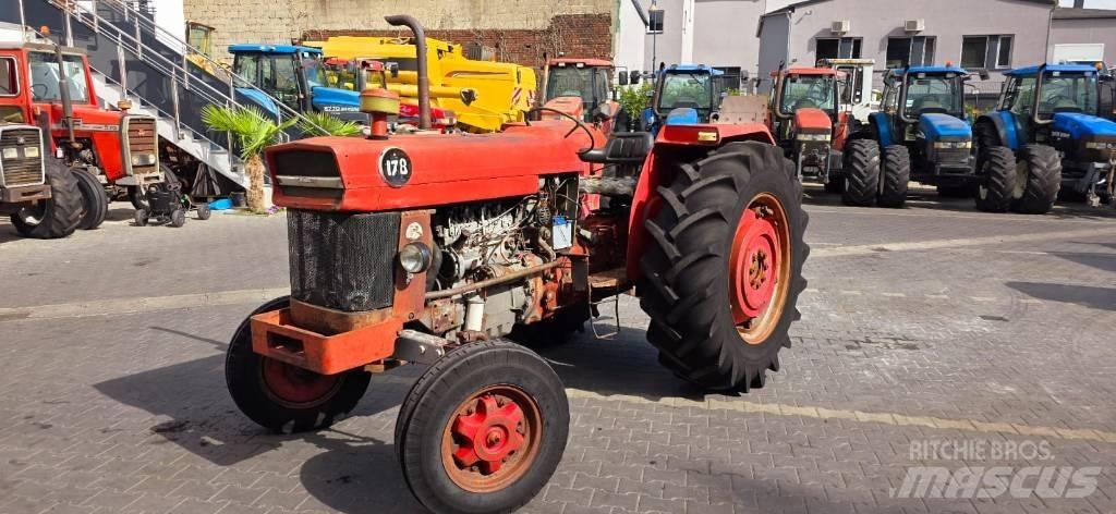 Massey Ferguson 178 Трактори