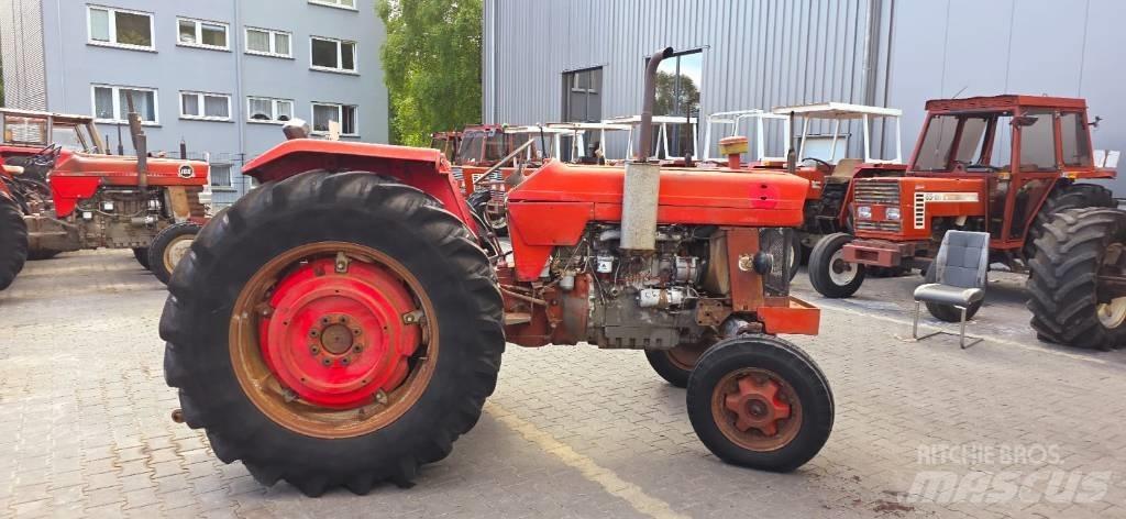 Massey Ferguson 178 Трактори