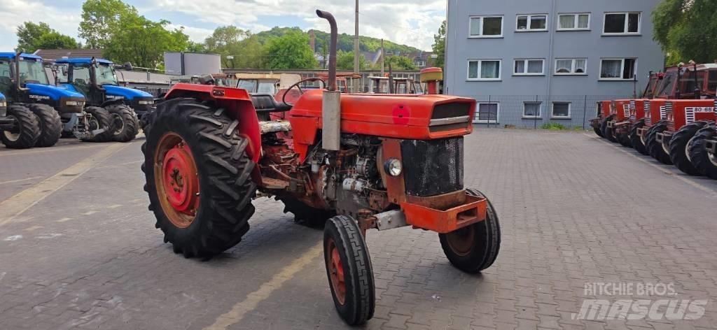 Massey Ferguson 178 Трактори