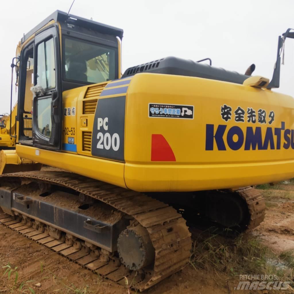 Komatsu PC200-8 Верижен екскаватор