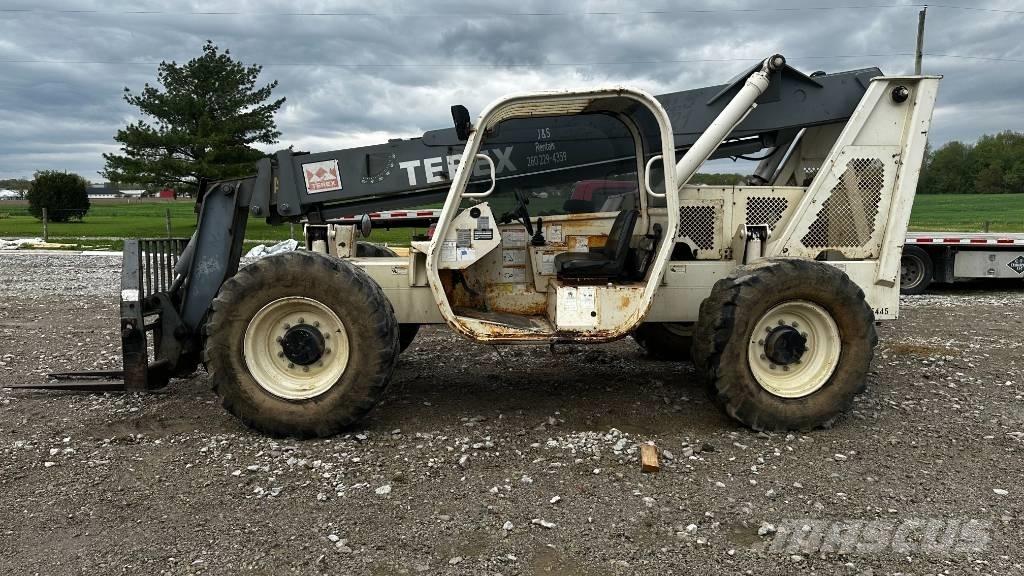 Terex TH 844 C Телескопични товарачи