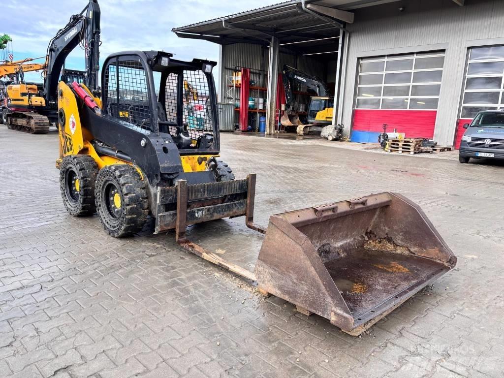 JCB 170 Мини товарачи
