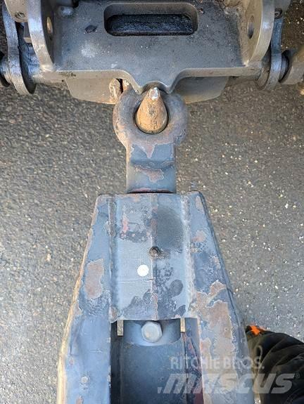 Agromet T042 Ремаркета за бали