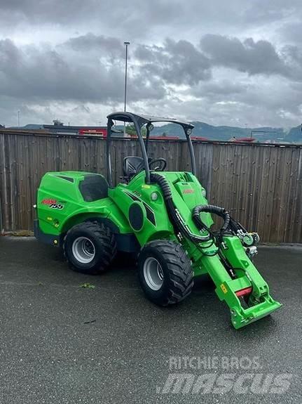 Avant 755i Мини товарачи
