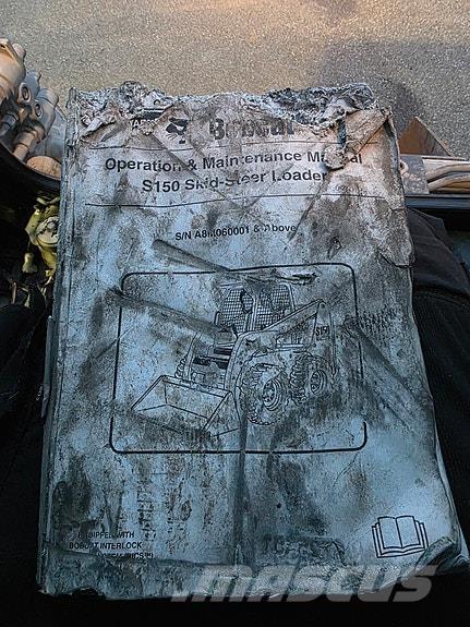 Bobcat S150 Мини товарачи
