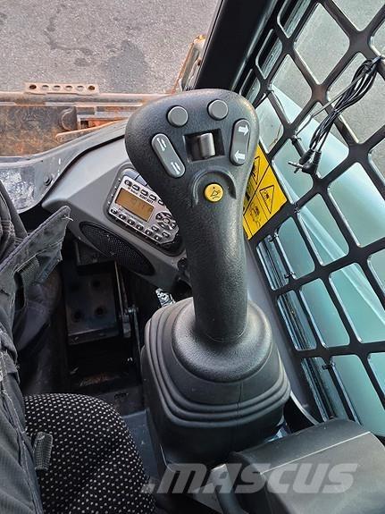 Bobcat T450 Мини товарачи
