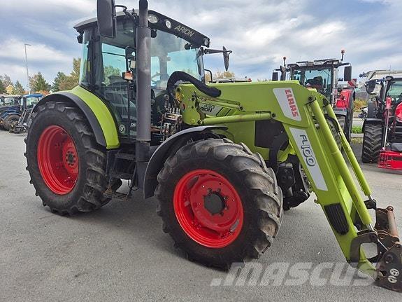 CLAAS 8690 Трактори