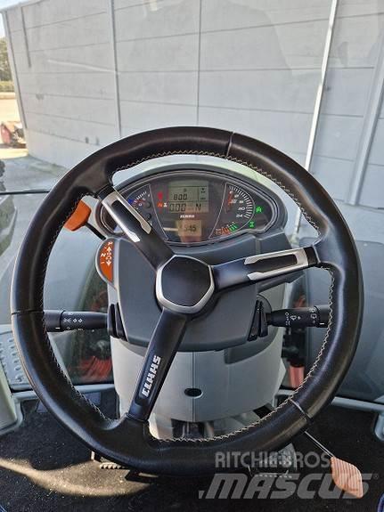 CLAAS AXION 830 Трактори