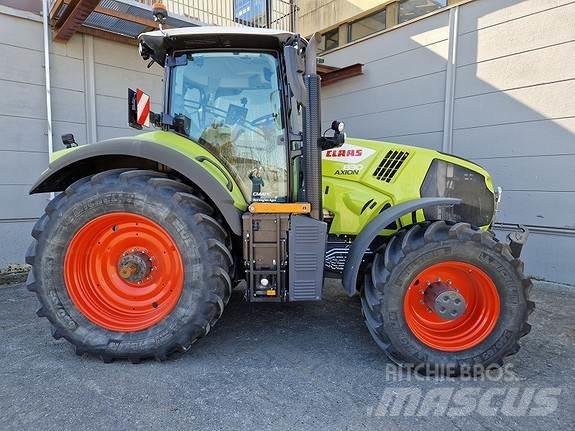 CLAAS AXION 830 Трактори
