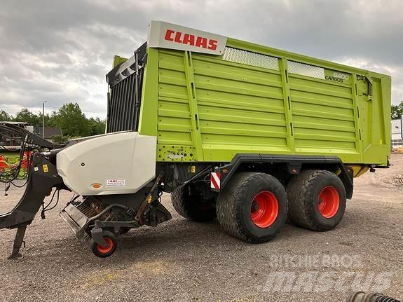 CLAAS Cargos 8400 Ремаркета за бали