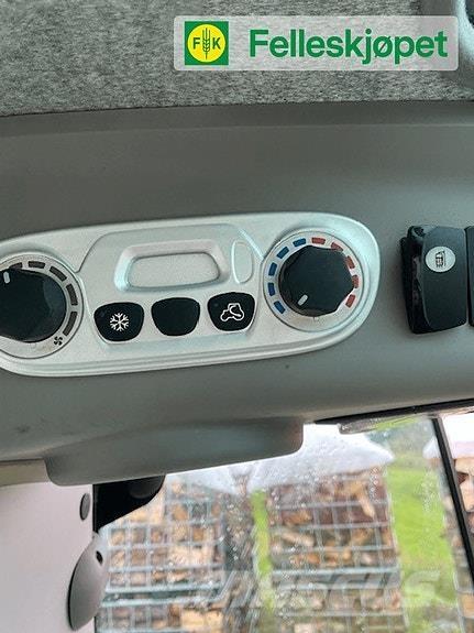 Deutz-Fahr 5100 DT Трактори