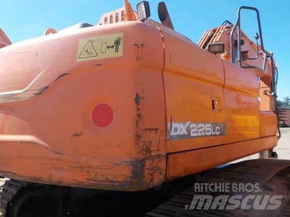 Doosan DX225LC-3 Верижен екскаватор