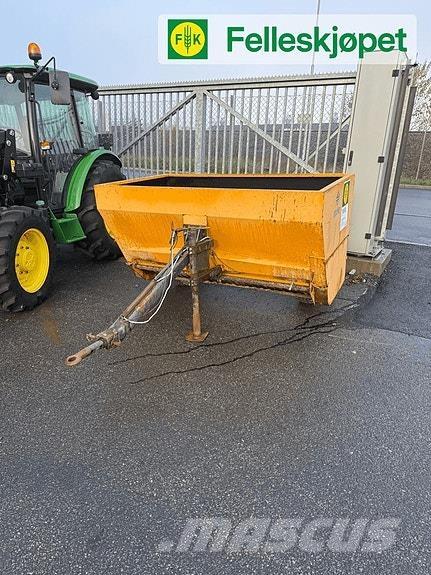 Epoke SKE20 Разстилачки на пясък и сол