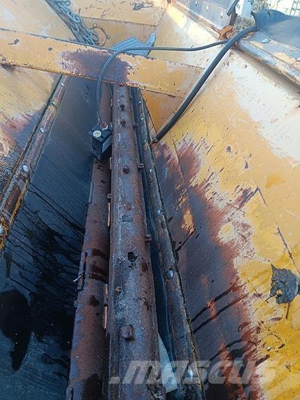 Epoke TKE12-275 Разстилачки на пясък и сол