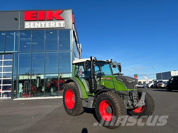 Fendt 211 Profi Трактори