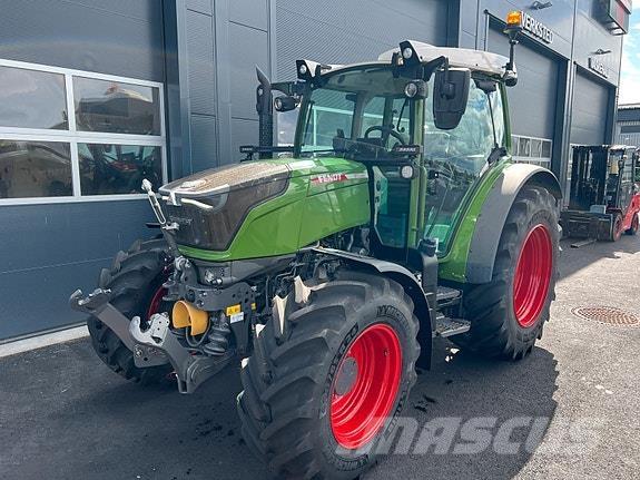 Fendt 211 Profi+ Трактори