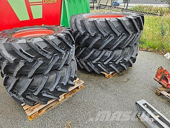 Fendt 300 Трактори