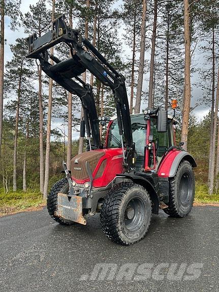 Fendt 313 S4 Vario Трактори