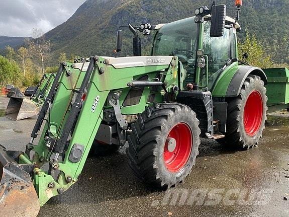Fendt 513 PROFI Трактори