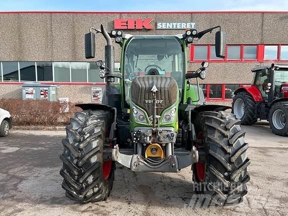 Fendt 516 Profi+ Трактори