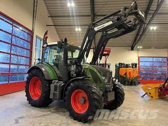Fendt 516 Vario Трактори