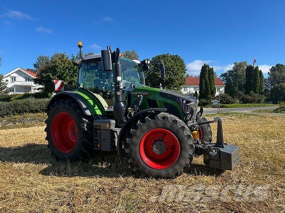 Fendt 620 VARIO Трактори