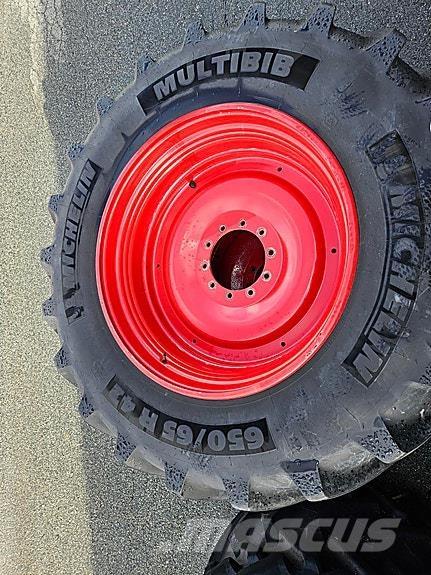 Fendt 700 Трактори