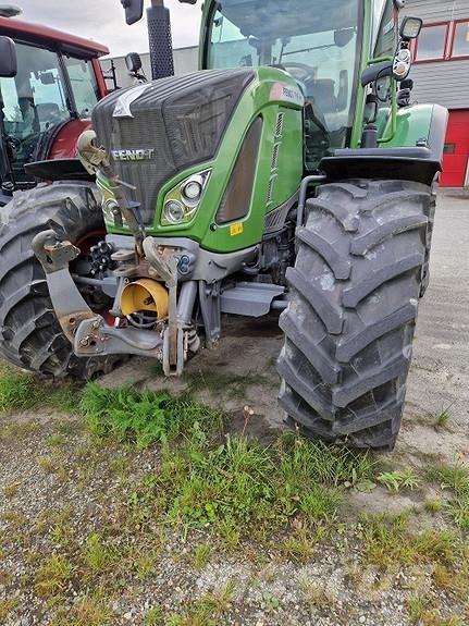 Fendt 716 S4 Profi Трактори