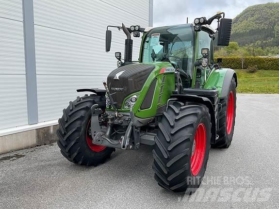 Fendt 718 Трактори