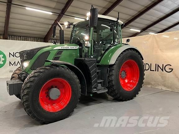 Fendt 724 Vario Трактори